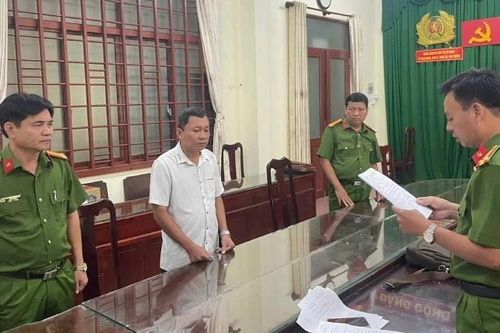 Vĩnh Long: Khởi tố, bắt tạm giam Giám đốc chi nhánh công ty lừa đảo chiếm đoạt tài sản
