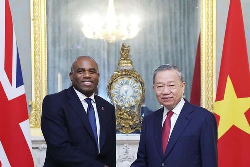 Tổng Bí thư Tô Lâm gặp Phó Thủ tướng Anh David Lammy