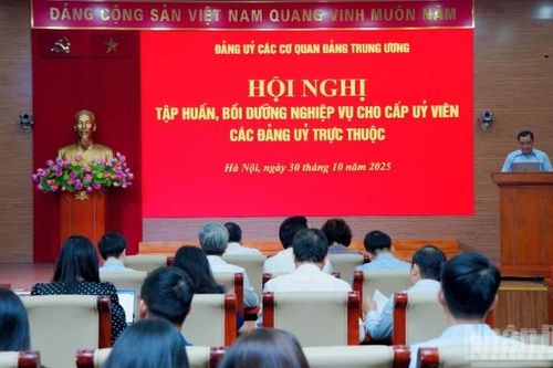 Nâng cao nghiệp vụ công tác xây dựng Đảng trong tình hình mới
