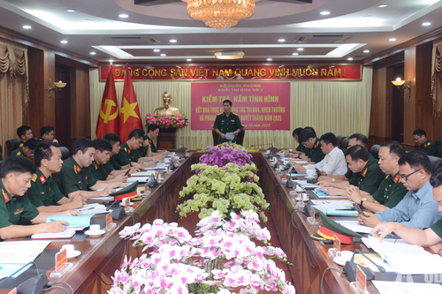 Khối thi đua số 1 Bộ Quốc phòng kiểm tra công tác thi đua, khen thưởng tại Đoàn 871