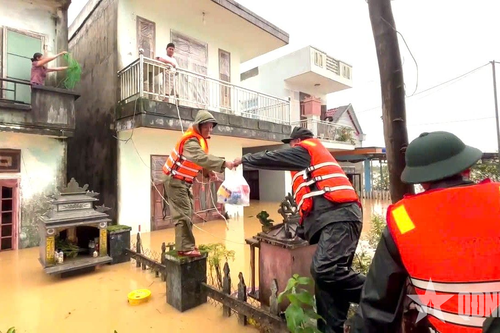 Những suất cơm nghĩa tình của Lữ đoàn 575 (Quân khu 5)