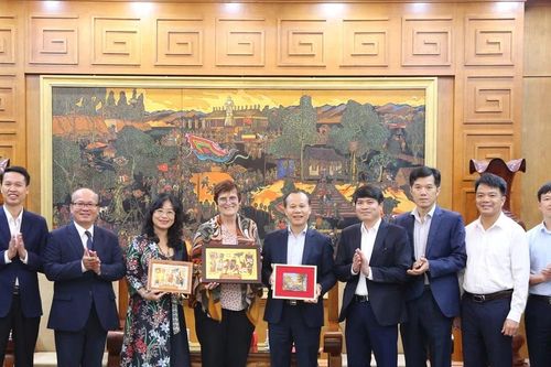 Bắc Ninh mong muốn hợp tác quốc tế đào tạo ngành công nghệ bán dẫn