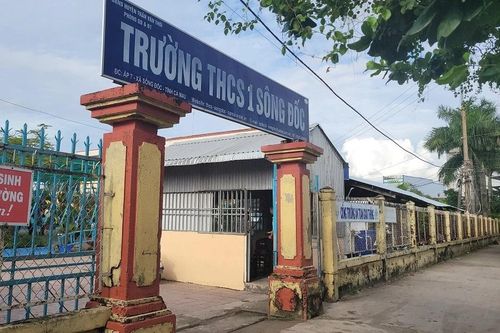 Bảo vệ trường học kể sập bẫy lừa tinh vi từ nhóm người lạ