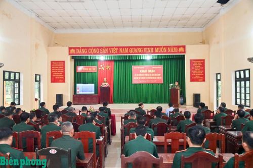 Tăng cường kiến thức dân tộc cho cán bộ BĐBP