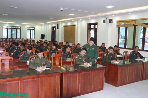 Vun đắp tình hữu nghị Việt Nam - Campuchia qua công tác đào tạo sĩ quan Quân đội Hoàng gia Campuchia