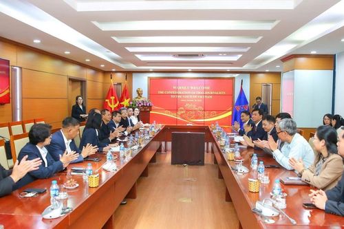 Liên đoàn nhà báo Thái Lan thăm và làm việc với Đài Tiếng nói Việt Nam