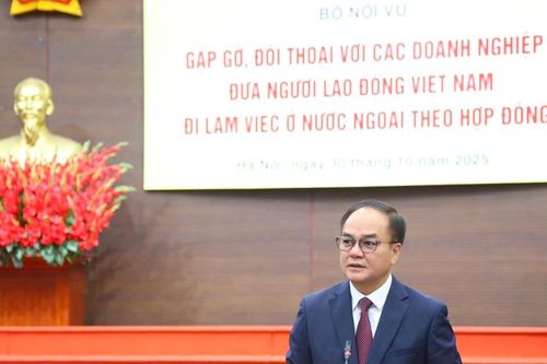 Hoàn thiện thể chế, minh bạch thị trường lao động ngoài nước