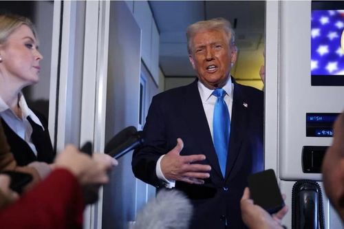 Tổng thống Mỹ Trump đồng ý để Hàn Quốc đóng tàu ngầm hạt nhân