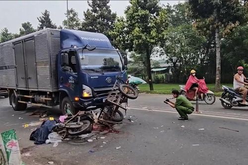 Tai nạn liên hoàn ở TPHCM, người thu gom rác tử vong