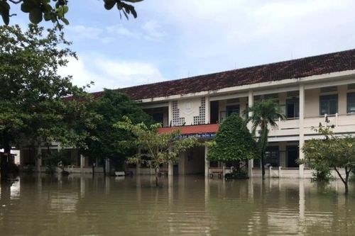 Vùng trũng phía Đông Gia Lai ngập nước, hàng nghìn học sinh phải nghỉ học