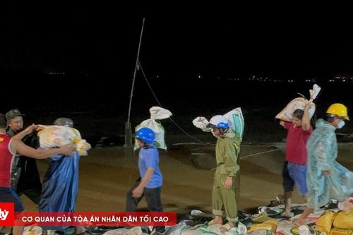 Xuyên đêm gia cố bờ kè An Lương, bảo vệ bến cá và khu dân cư