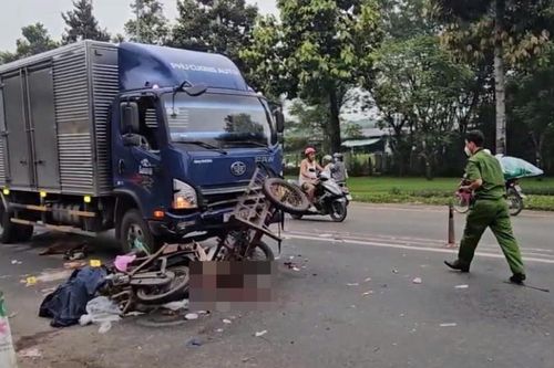 Va chạm liên hoàn với 2 ô tô, nam thanh niên lái xe lôi tự chế tử vong tại chỗ