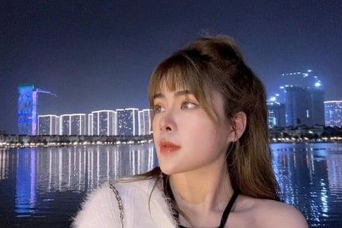 Sau mỗi chuyến đi, Thúy Ca lại tìm thấy một phiên bản khác của chính mình