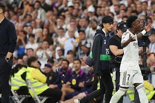 Vinicius xin lỗi, Xabi Alonso muốn Real khép lại vụ việc