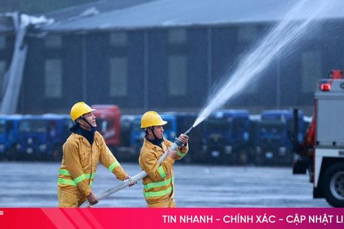 Phối hợp diễn tập phương án cứu nạn, cứu hộ tại cảng Vũng Áng