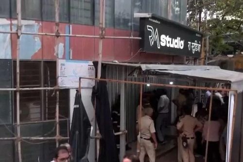 Ấn Độ: Giải cứu hơn 15 trẻ em bị bắt làm con tin tại trường quay ở Mumbai