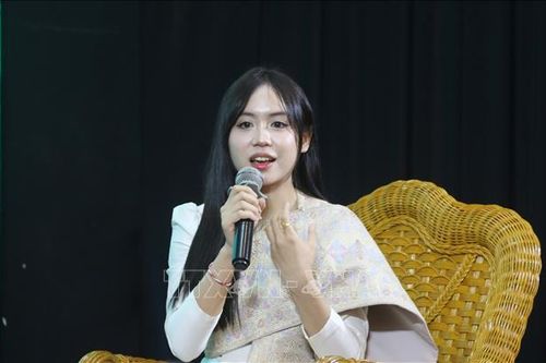 Giao lưu hữu nghị Việt Nam - Lào