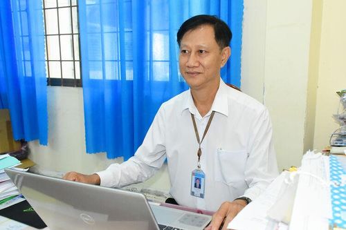 Người thầy tận tâm