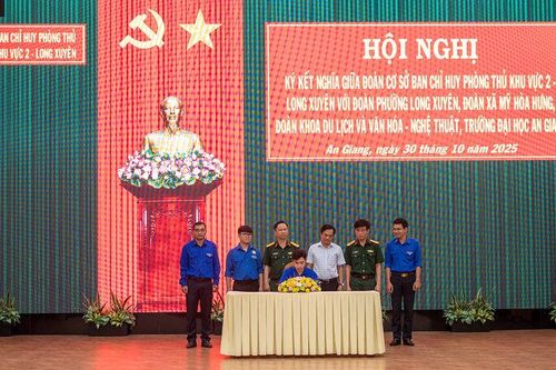 Ký kết nghĩa giữa lực lượng vũ trang và các tổ chức Đoàn
