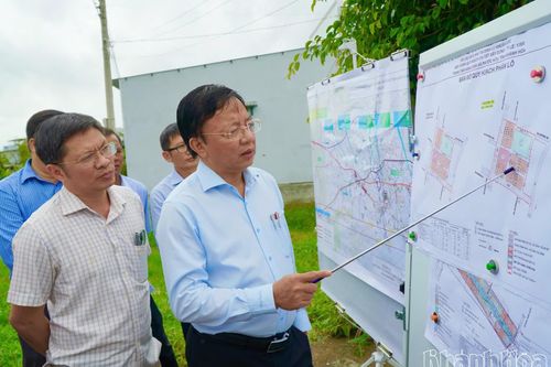 Phó Chủ tịch UBND tỉnh Lê Huyền kiểm tra 9 vị trí xây dựng khu tái định cư tại khu vực phía nam