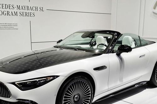 Mercedes-Maybach SL 680: Chi tiết xe mui trần siêu sang thủ công