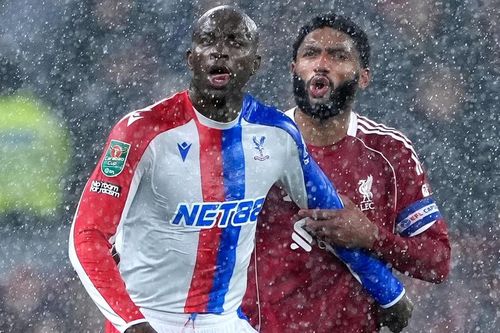Liverpool thua 0-3 Crystal Palace, Slot nguy cơ bị sa thải
