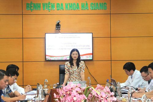 Phó Chủ tịch UBND tỉnh Vương Ngọc Hà làm việc với Bệnh viện Đa khoa Hà Giang
