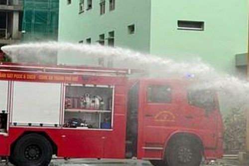 Tăng cường khử khuẩn, khuyến cáo người dân chủ động phòng dịch