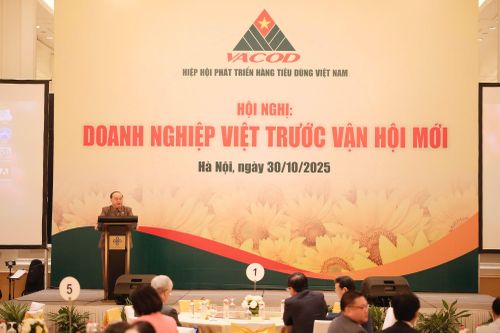 Doanh nghiệp Việt Nam trước vận hội mới: Chủ động triển khai 4 Nghị quyết trụ cột của Bộ Chính trị