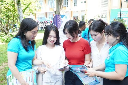 BHXH Đà Nẵng đưa chính sách an sinh đến từng nhà, từng người dân