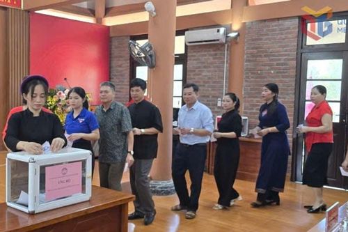 Quảng Ninh thăm hỏi, hỗ trợ các địa phương miền Trung bị ảnh hưởng nặng nề bởi mưa lũ