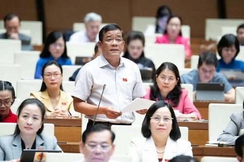 ĐBQH đề nghị bổ nhiệm cán bộ đã chứng minh được năng lực dù không quy hoạch, trong hay ngoài Đảng