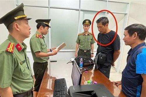 Trục xuất đối tượng mua bán 670kg heroin đang bị truy nã đỏ quốc tế
