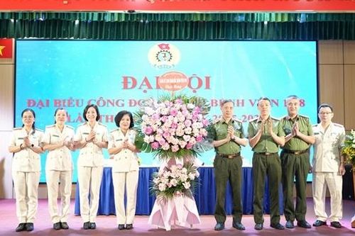 Đoàn viên Công đoàn cơ sở Bệnh viện 19-8 luôn lấy người bệnh làm trung tâm