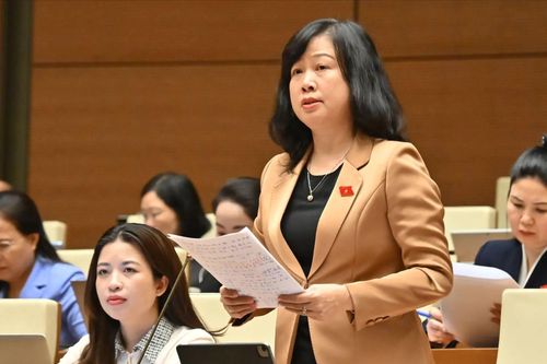 'Cần coi hành hung nhân viên y tế là chống người thi hành công vụ'