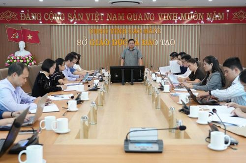 Ban Dân tộc HĐND tỉnh làm việc với Sở Giáo dục và Đào tạo về việc thực hiện chính sách đối với các trường dân tộc nội trú, bán trú trên địa bàn tỉnh