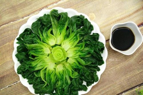 Loại rau giá rẻ bèo, được coi là 'vua canxi', bán đầy chợ Việt, chế biến thành nhiều món ngon
