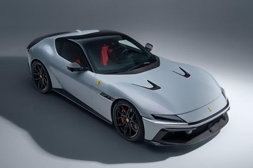 Novitec 'sửa mũi' cho siêu xe Ferrari 12Cilindri