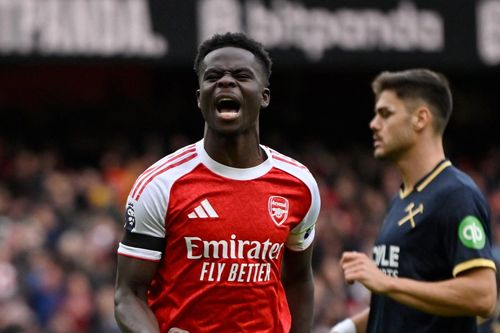Arsenal hiện tại mạnh hơn mùa 2003/04 bất bại?