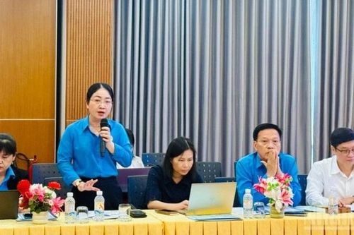 Phát huy vai trò tiên phong của giai cấp công nhân trong sự nghiệp công nghiệp hóa, hiện đại hóa và hội nhập quốc tế