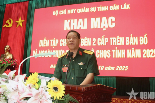 Bộ CHQS tỉnh Đắk Lắk diễn tập chỉ huy-tham mưu 1 bên 2 cấp trên bản đồ và ngoài thực địa