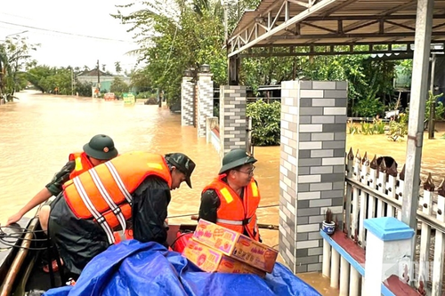 Khẩn cấp hỗ trợ các địa phương miền Trung khắc phục hậu quả mưa lũ