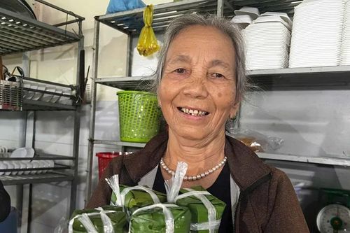 Gửi tấm lòng từ những chiếc bánh