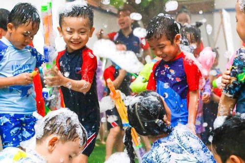 Cùng con lớn lên trong thế giới nghệ thuật và sáng tạo