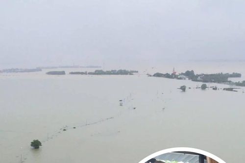 Tình người hướng về vùng lũ Quảng Trị