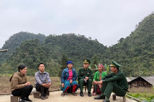Đồng hành giúp người dân vùng biên thoát nghèo