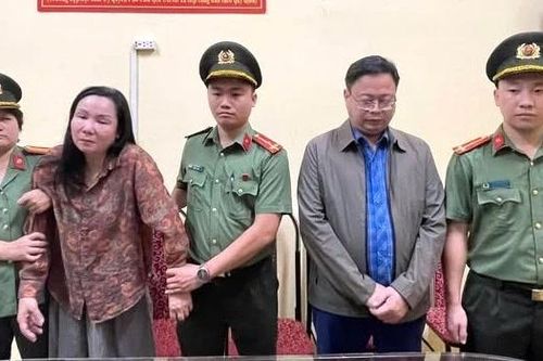 Bắt hai đối tượng sử dụng vật liệu nổ để khai thác thiếc trái phép
