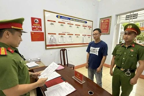 Một phó phòng ngân hàng lừa 4,8 tỷ đồng để đầu tư tài chính qua mạng