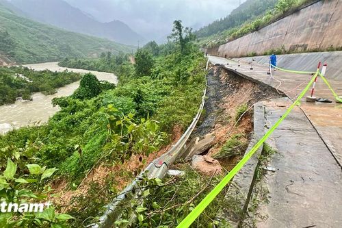 Đà Nẵng: 27 tuyến đường hư hỏng, thiệt hại hơn 156 tỷ