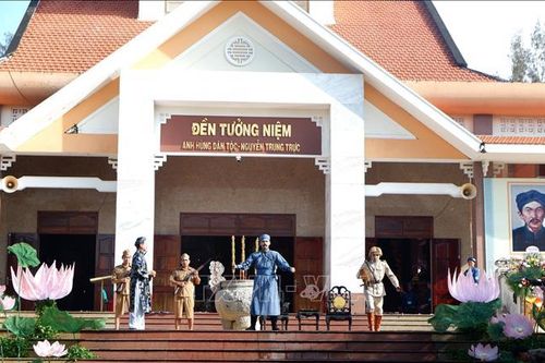 Dâng hương kỷ niệm 157 năm Ngày hy sinh của Anh hùng dân tộc Nguyễn Trung Trực